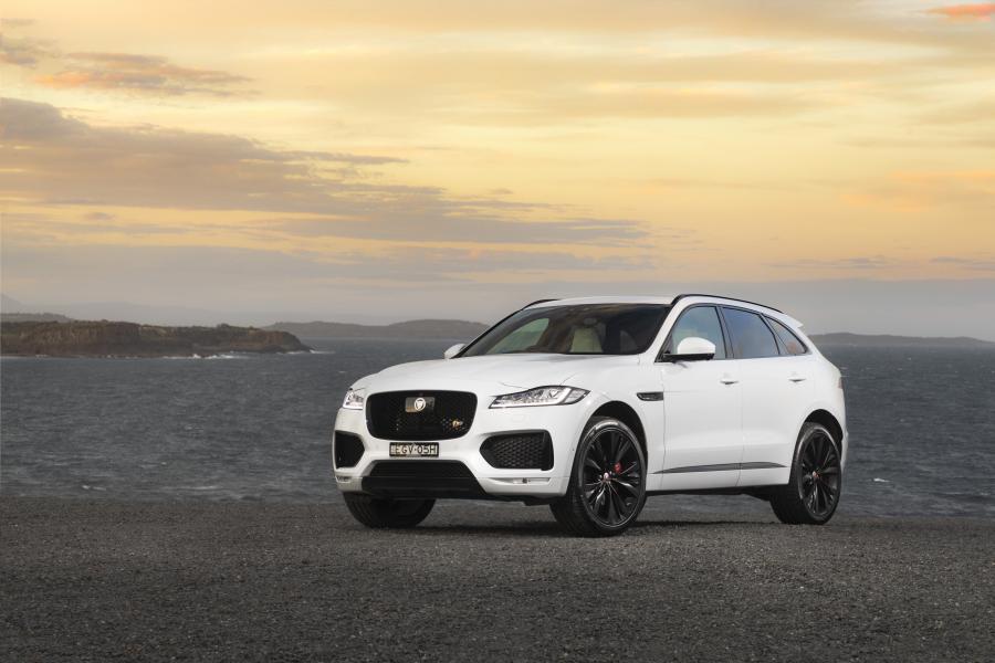  Jaguar F-Pace S P380 AWD 2019 года  (AU) (фото 10 из 29)